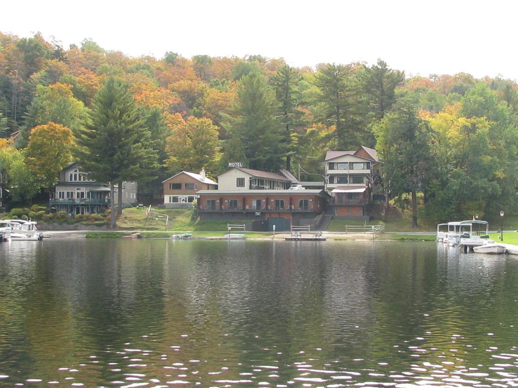 Pine Knoll Hotel Lakeside Lodge & Cabin Old Forge Room photo