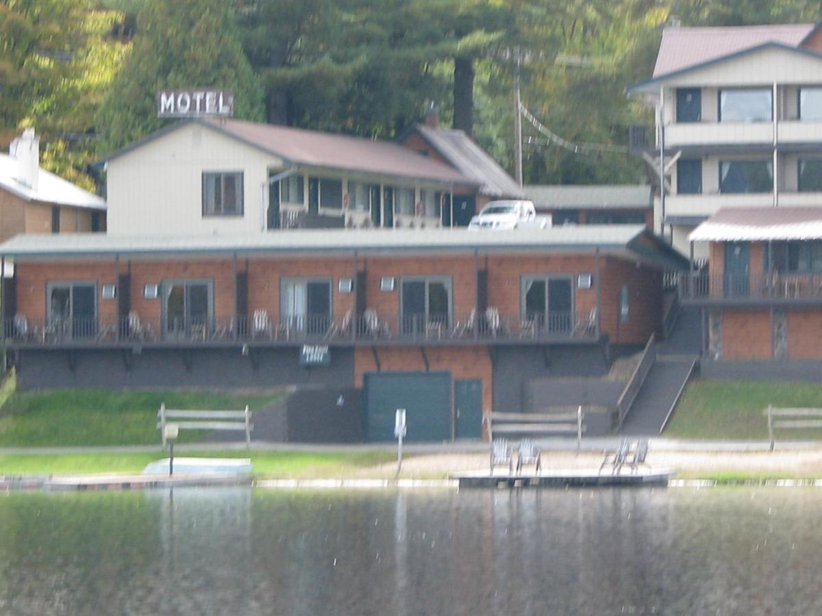 Pine Knoll Hotel Lakeside Lodge & Cabin Old Forge Exterior photo